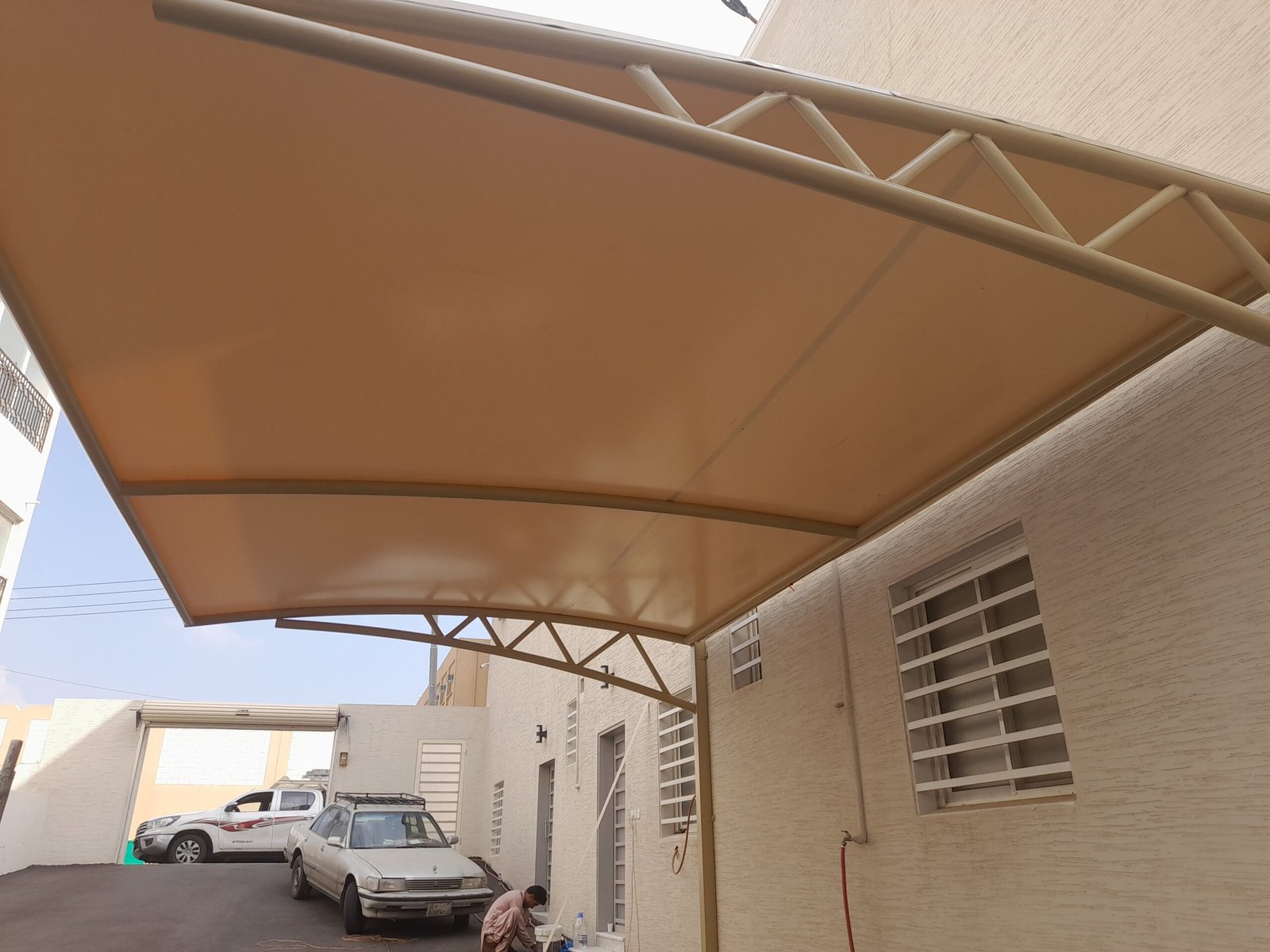 مظلات كبوتي أصدر وتصميم حديث افضل أشكال مظلات سيارات في الجنوب