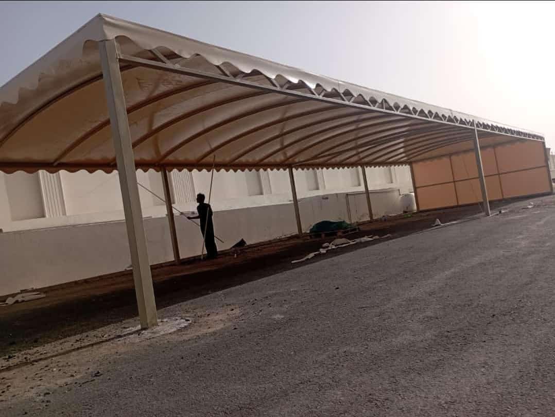 مواقف سيارات للمجمعات الحكوميه والخاصةمواقف سيارات مظلات قماش جوده تدوم 