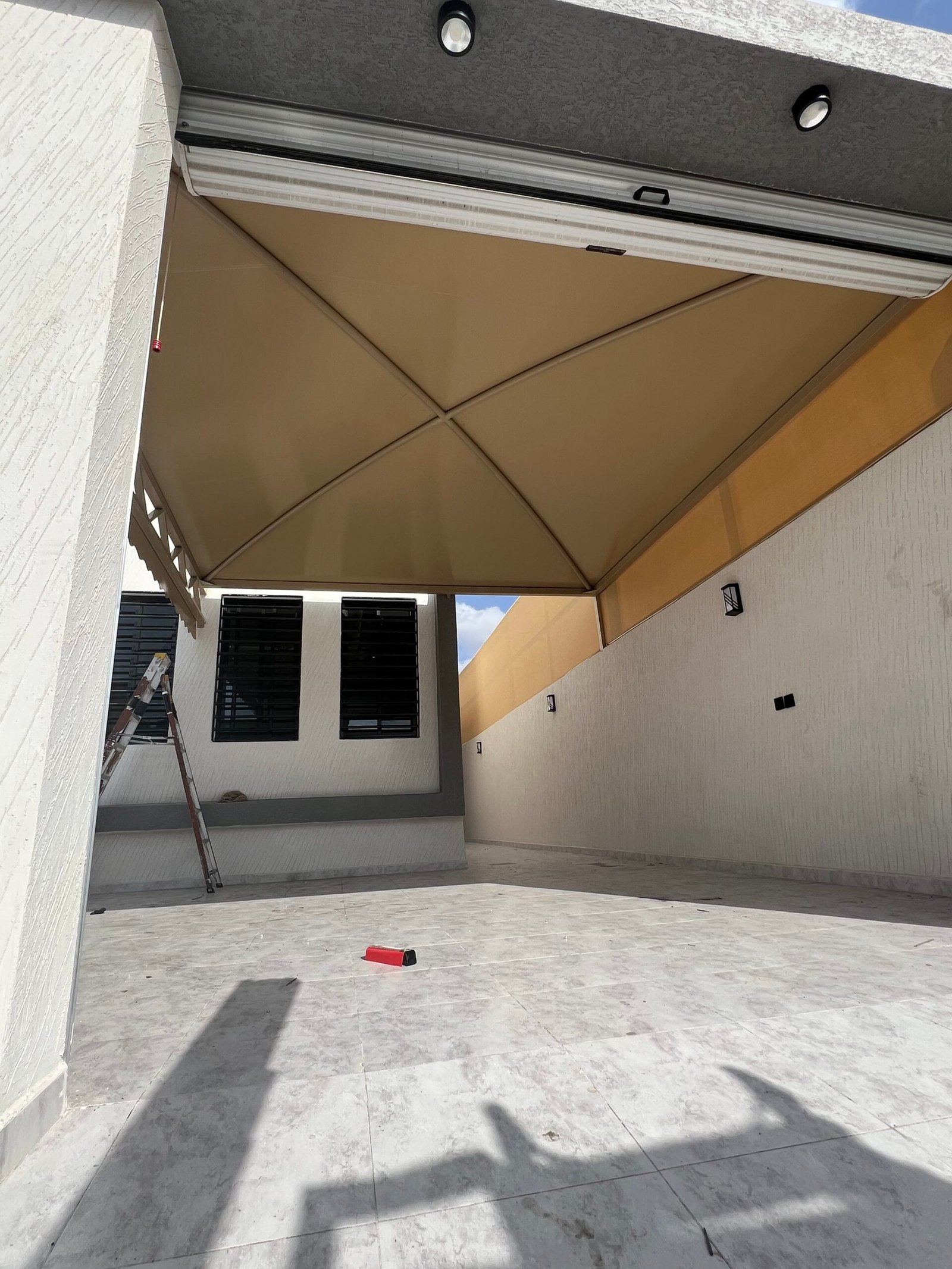 تركيب مظلات احواش للسيارات في عسير ابها والخميس احد رفيده ومحايل عسير